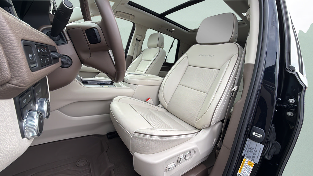Used 2023 GMC Yukon Denali AWD/4WD image 43