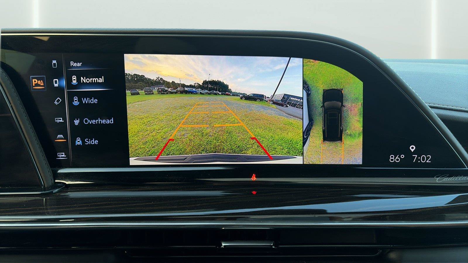 Used 2021 Cadillac Escalade ESV Sport w/ Driver Assist Tech Package AWD/4WD image 19