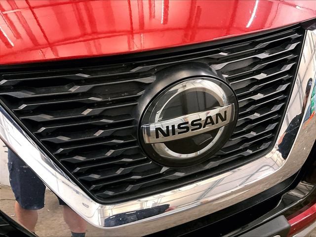 Used 2018 Nissan Rogue SV AWD/4WD image 29