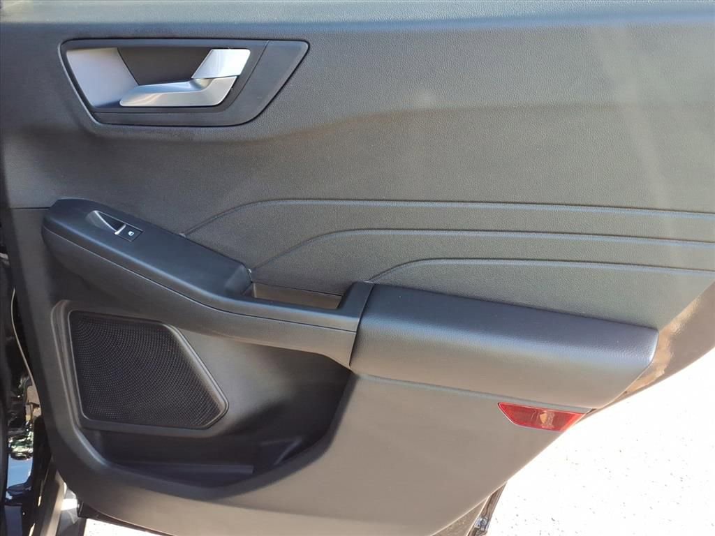 Certified 2023 Ford Escape ST-Line w/ Tech Pack #1 image 11