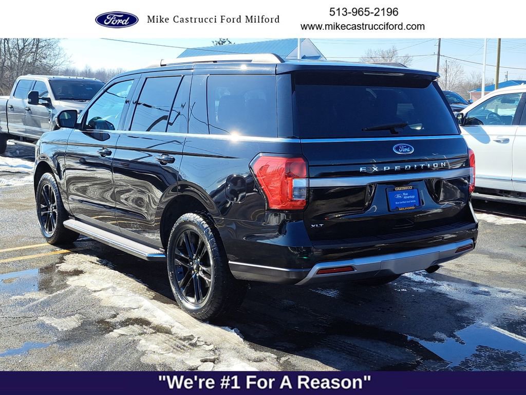 Certified 2023 Ford Expedition XLT image 5