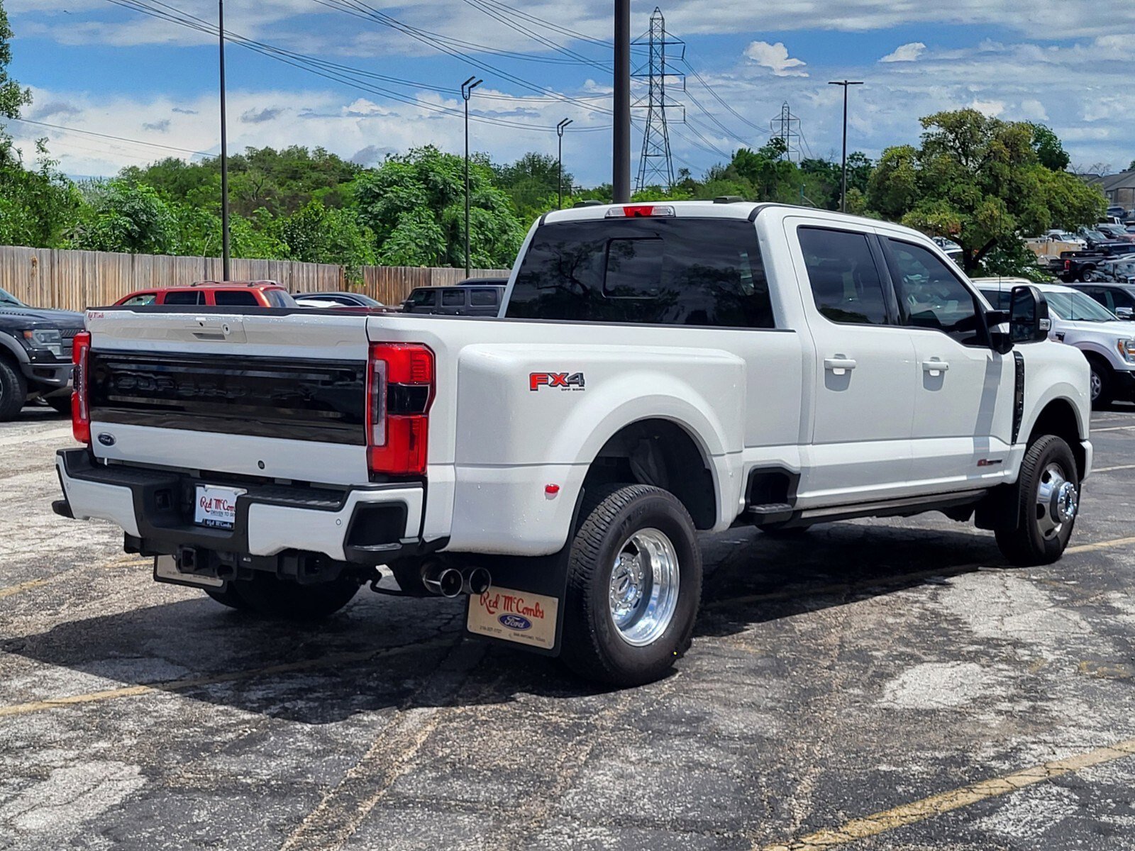 Certified 2025 Ford F350 Platinum AWD/4WD image 4