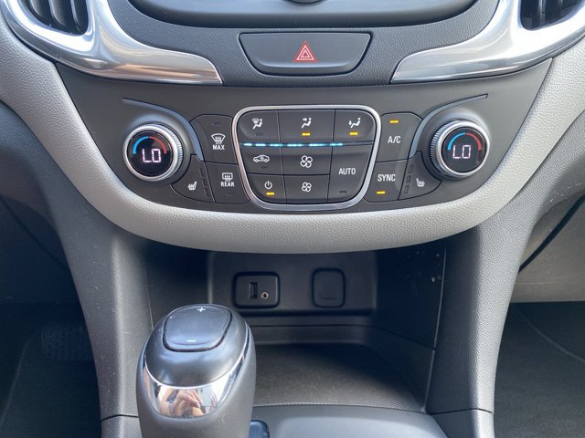 Used 2018 Chevrolet Equinox LT FWD image 18