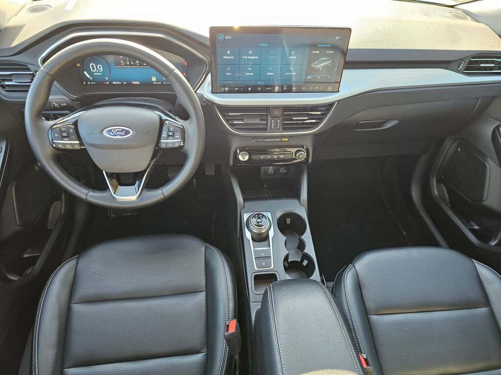 Certified 2025 Ford Escape Platinum AWD/4WD image 15