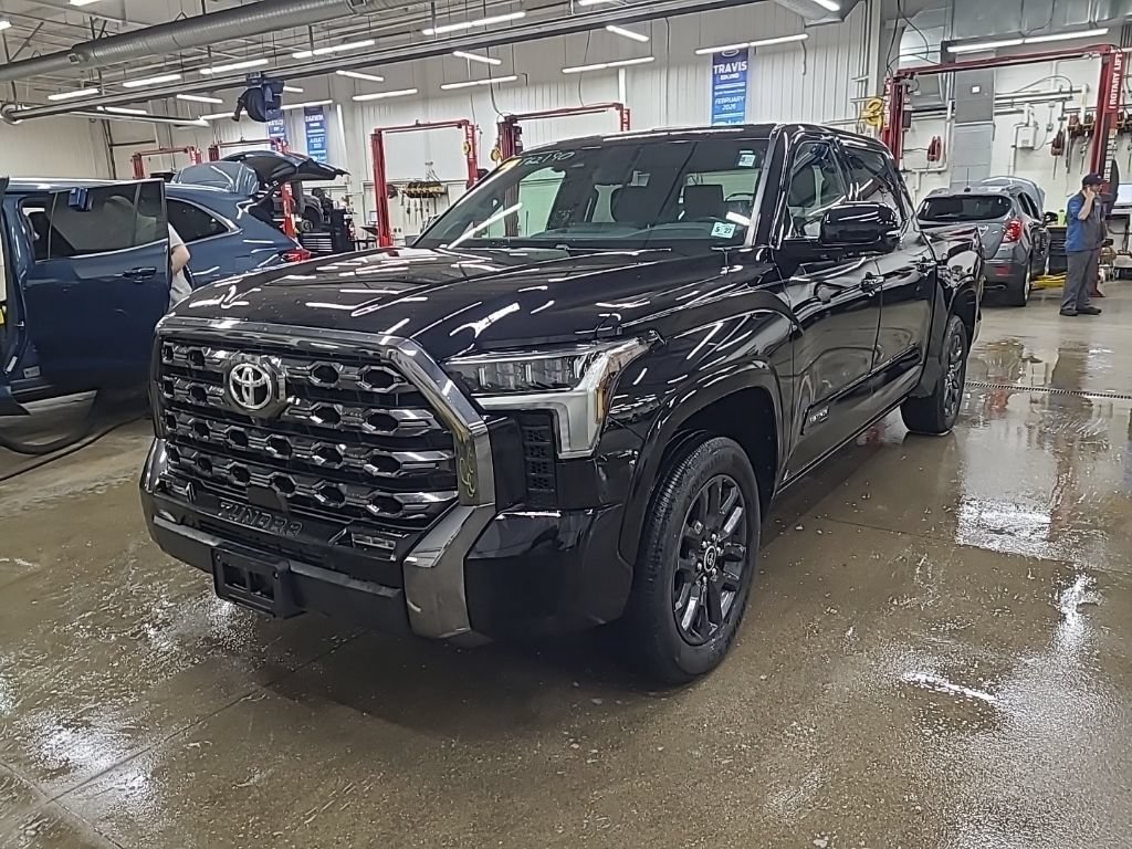Used 2022 Toyota Tundra Platinum w/ Advanced Package AWD/4WD image 4