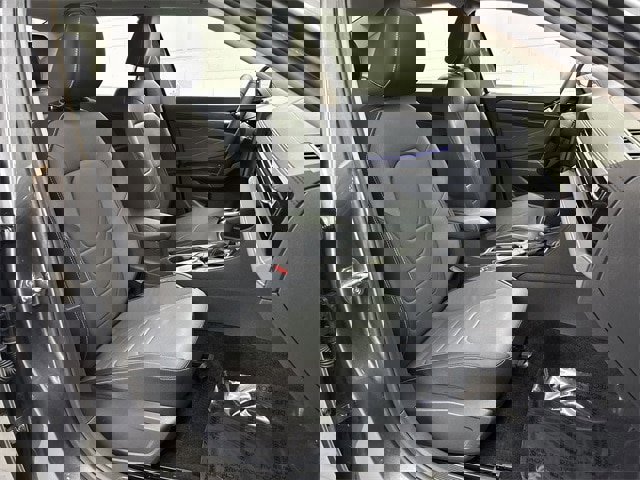 Used 2025 Volkswagen Jetta SEL image 16