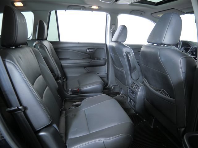 Used 2021 Honda Pilot Elite image 12