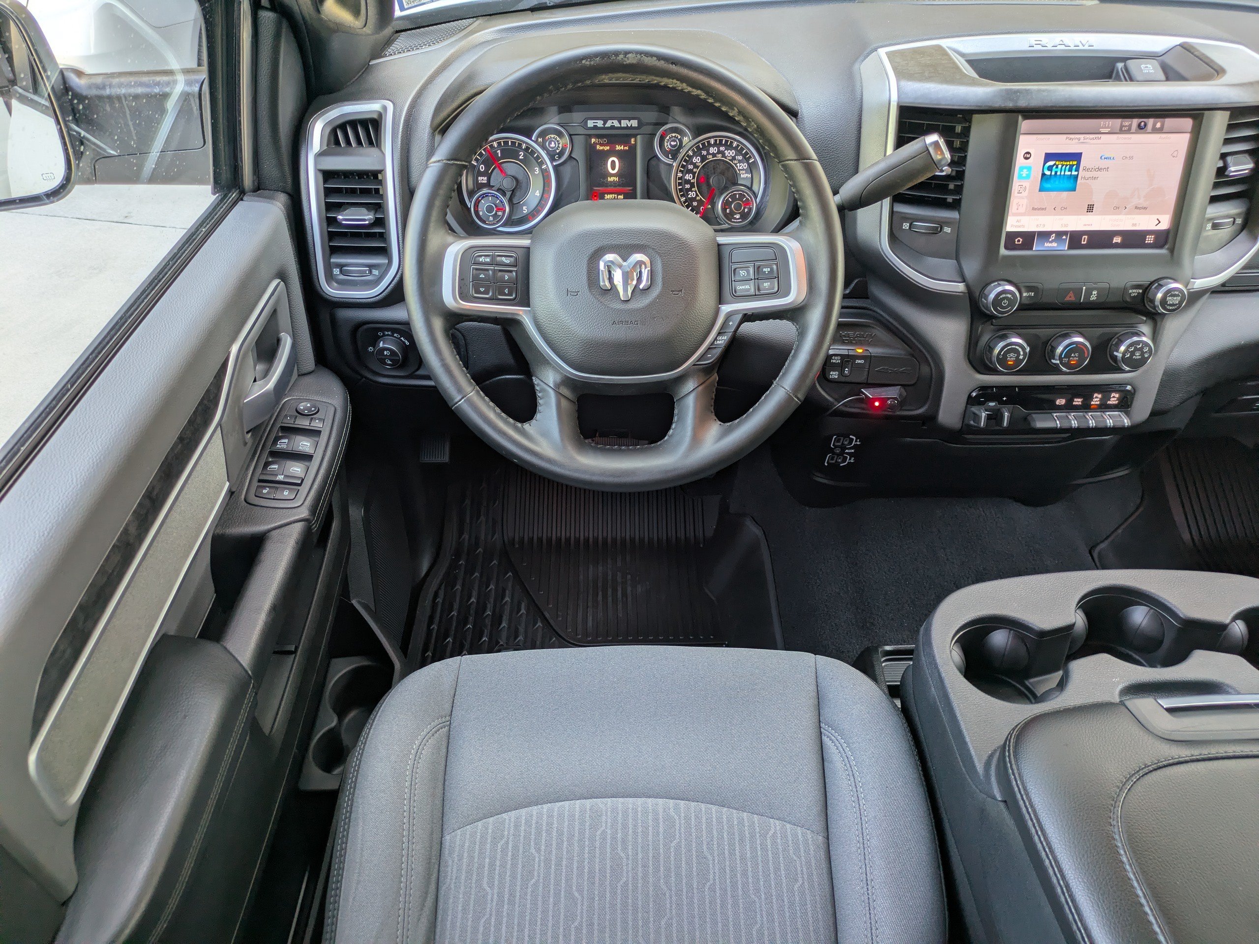 Used 2022 RAM 2500 Big Horn w/ Level A Equipment Group AWD/4WD image 17