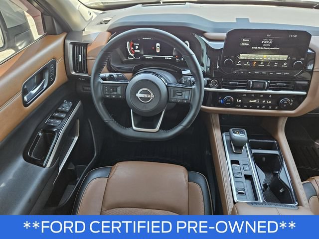 Used 2024 Nissan Pathfinder Platinum FWD image 25