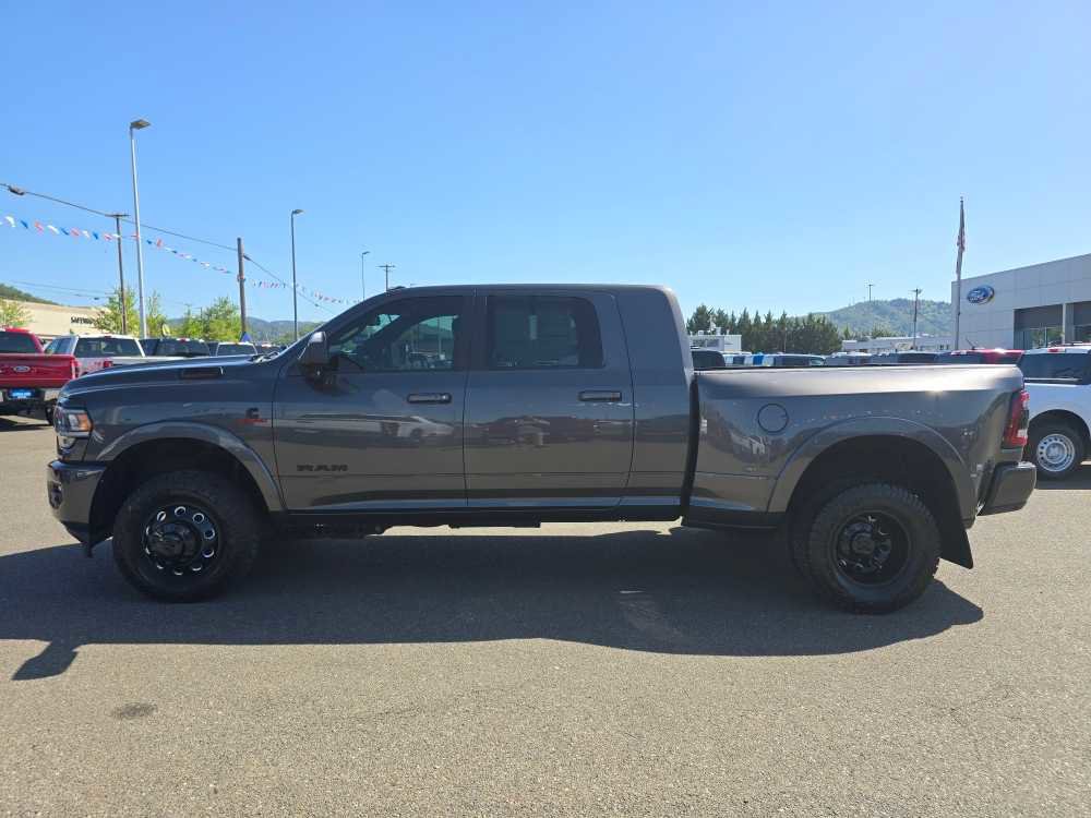 Used 2020 RAM 3500 Laramie w/ Night Edition AWD/4WD image 2