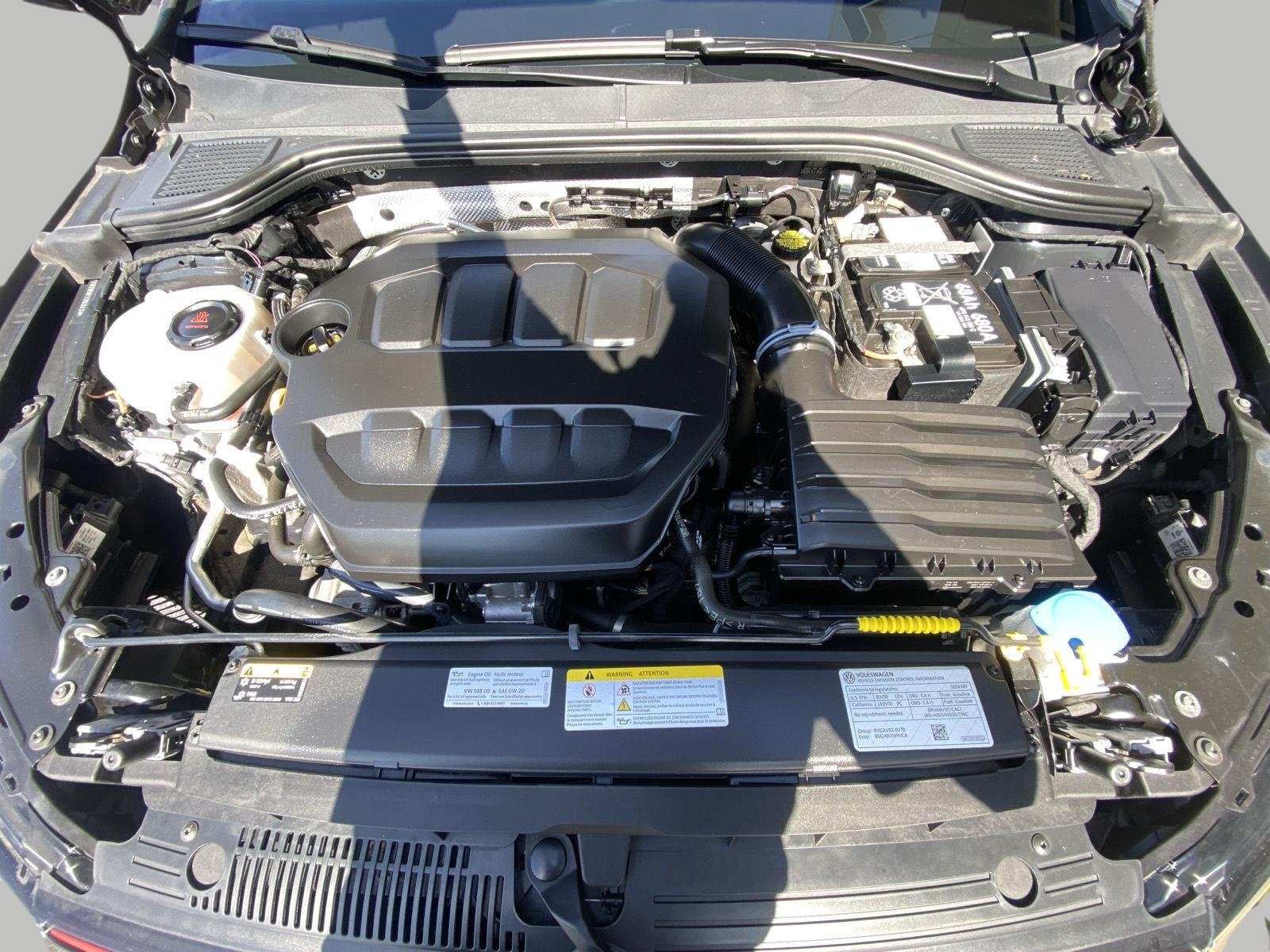 Used 2024 Volkswagen GTI SE FWD image 4
