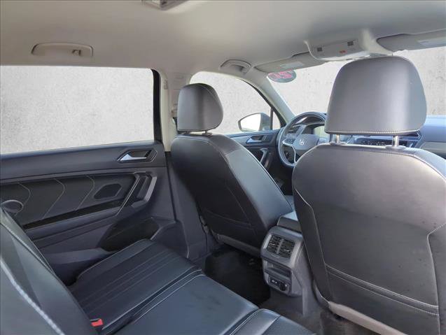Used 2024 Volkswagen Tiguan SE FWD image 21