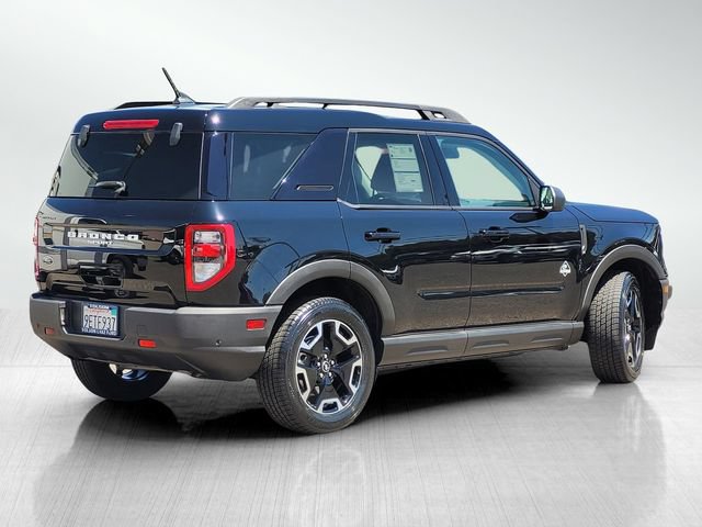 Certified 2022 Ford Bronco Sport Outer Banks w/ Tech Package AWD/4WD image 4