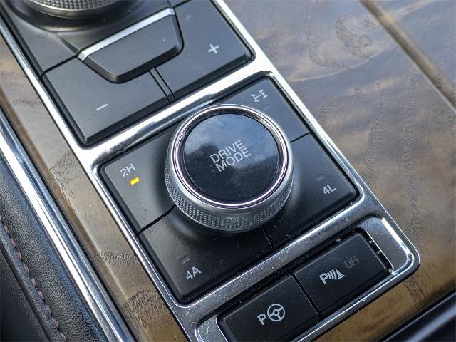 Certified 2020 Ford Expedition Platinum image 28