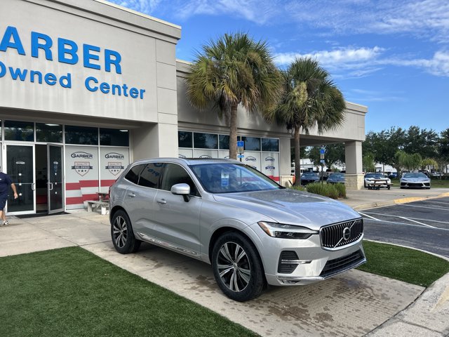 Used 2022 Volvo XC60 B5 Inscription w/ Protection Package Premier FWD image 3