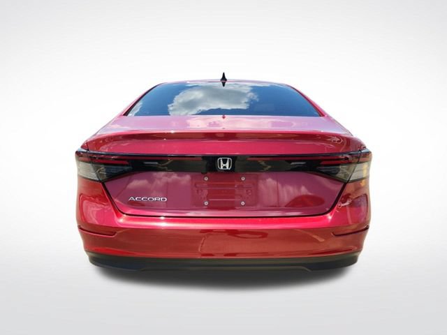 Used 2025 Honda Accord SE image 7