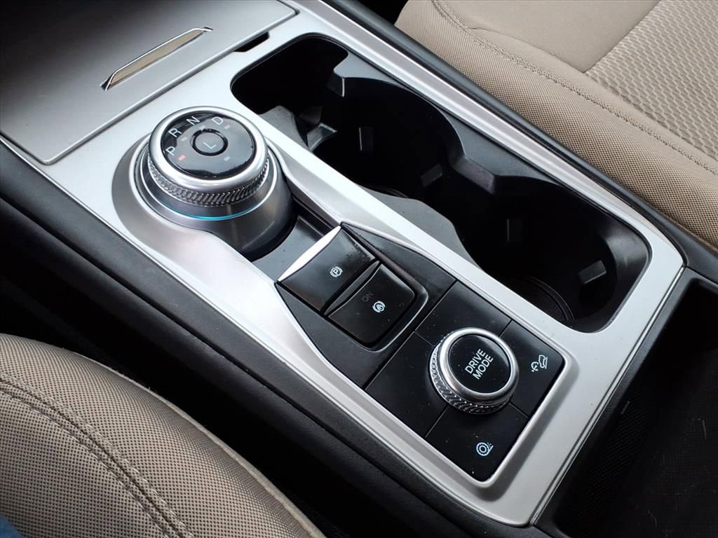 Certified 2022 Ford Explorer XLT w/ Class IV Trailer Tow Package image 19