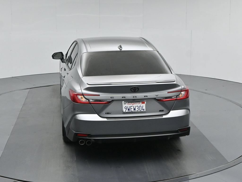 Used 2025 Toyota Camry SE FWD image 37