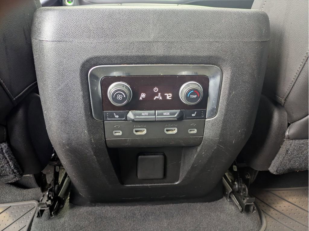 Used 2021 Chevrolet Tahoe Z71 w/ Z71 Signature Package image 30