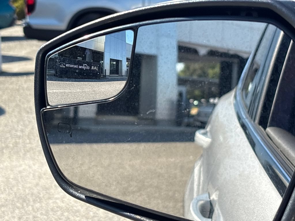 Certified 2019 Ford Escape Titanium AWD/4WD image 36