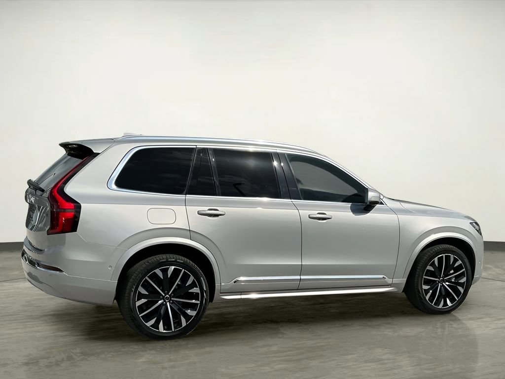 Used 2025 Volvo XC90 B6 Plus AWD/4WD image 7