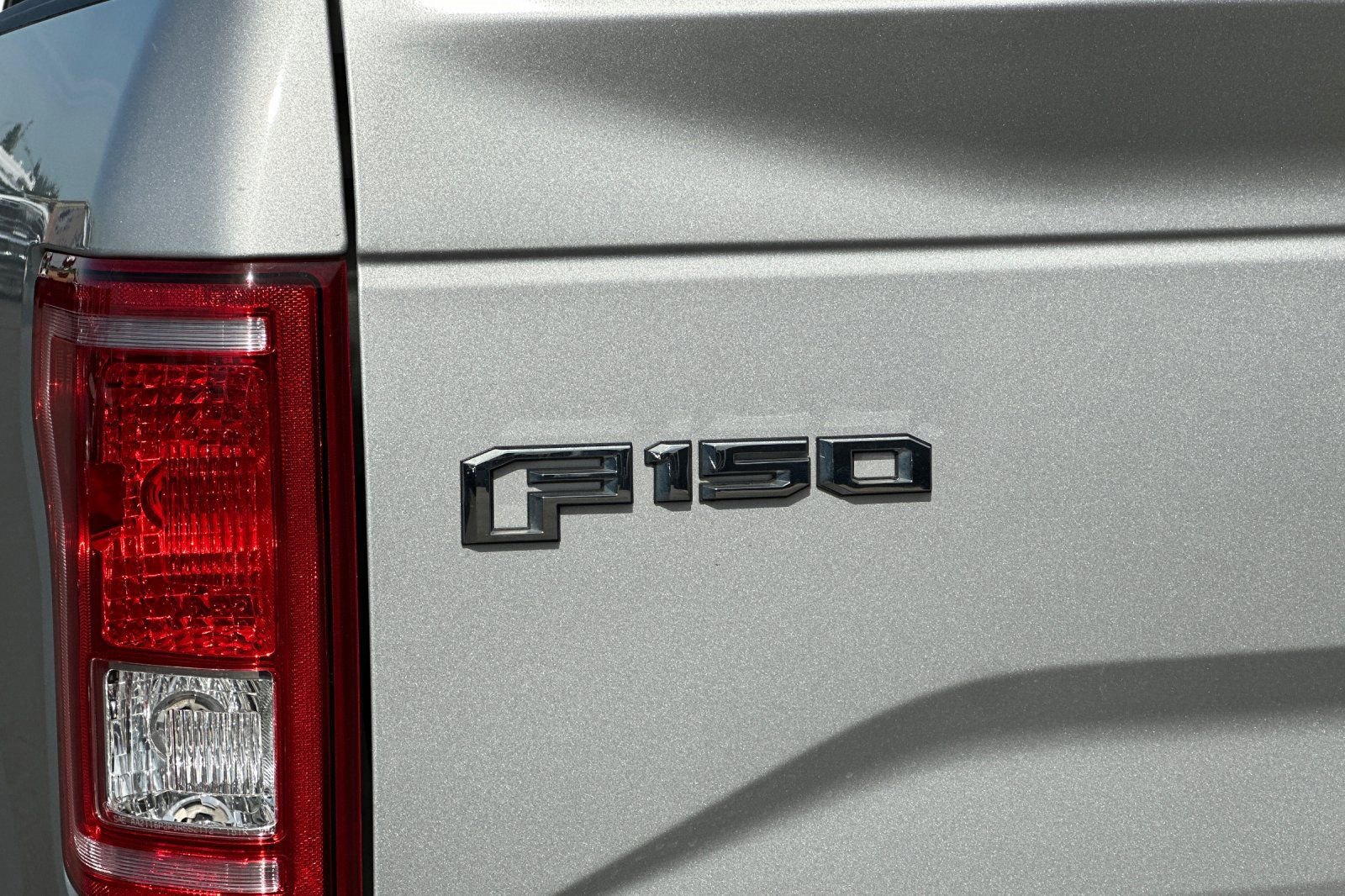 Certified 2017 Ford F150 XLT w/ Equipment Group 302A Luxury image 29