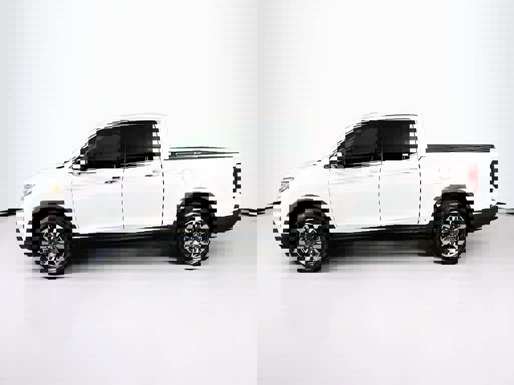 Used 2018 Honda Ridgeline RTL-E image 2