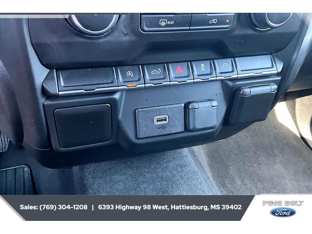 Used 2020 Chevrolet Silverado 1500 Custom w/ Custom Value Package AWD/4WD image 24