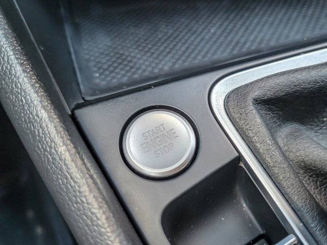 Used 2024 Volkswagen Jetta SE FWD image 23