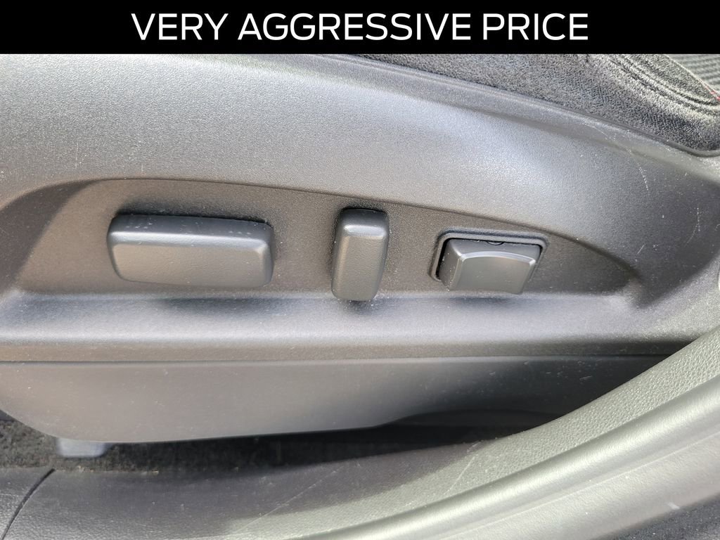 Used 2017 Chevrolet Equinox LT w/ Convenience Package image 15