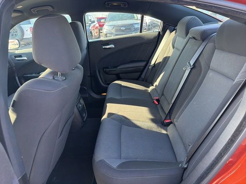 Used 2020 Dodge Charger SXT w/ Blacktop Package RWD image 14