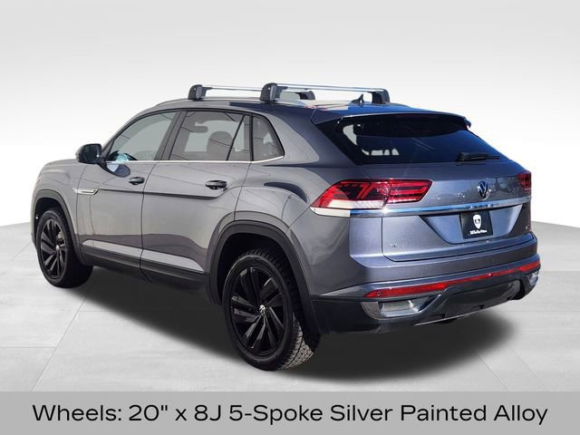 Used 2022 Volkswagen Atlas Cross Sport SE image 3