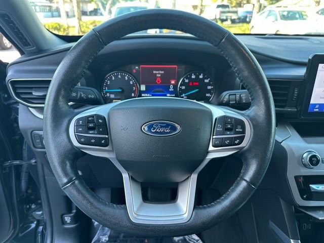 Certified 2022 Ford Explorer XLT w/ Equipment Group 202A image 22
