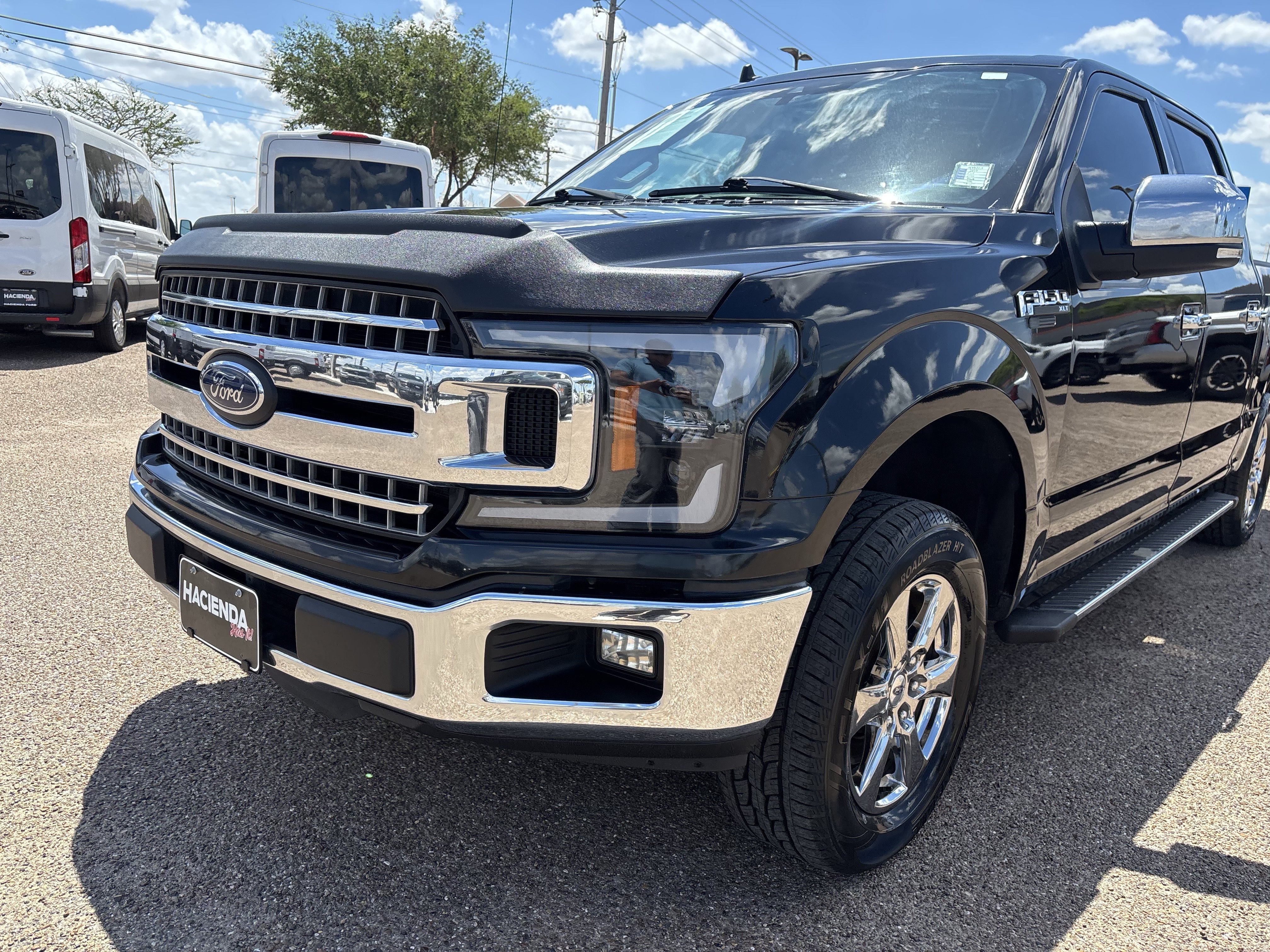 Certified 2020 Ford F150 XLT w/ Equipment Group 302A Luxury RWD image 4