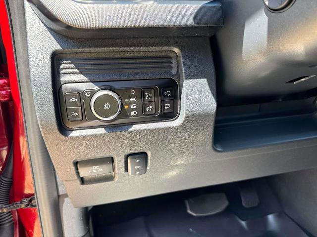 Certified 2025 Ford F250 Platinum AWD/4WD image 22