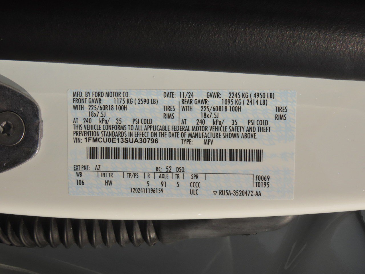 Certified 2025 Ford Escape SE FWD image 33