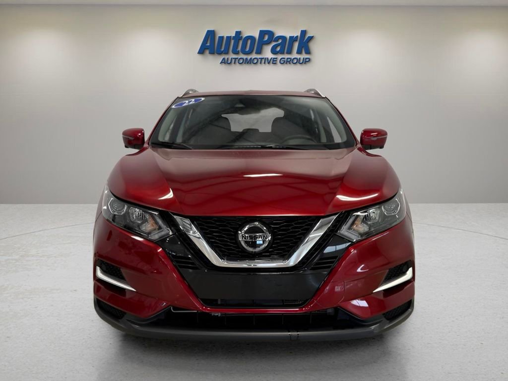 Used 2022 Nissan Rogue Sport SL image 2