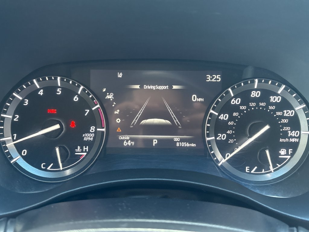 Used 2021 Toyota Highlander XLE AWD/4WD image 20