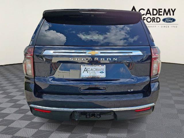 Used 2022 Chevrolet Suburban LT AWD/4WD image 5