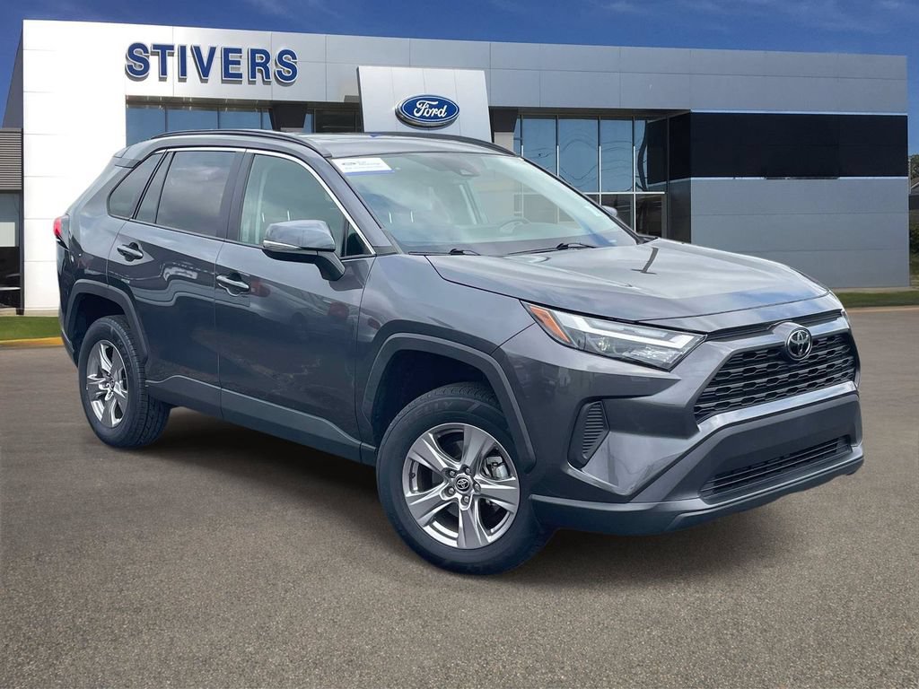 Used 2023 Toyota RAV4 XLE w/ Convenience Package FWD video 1