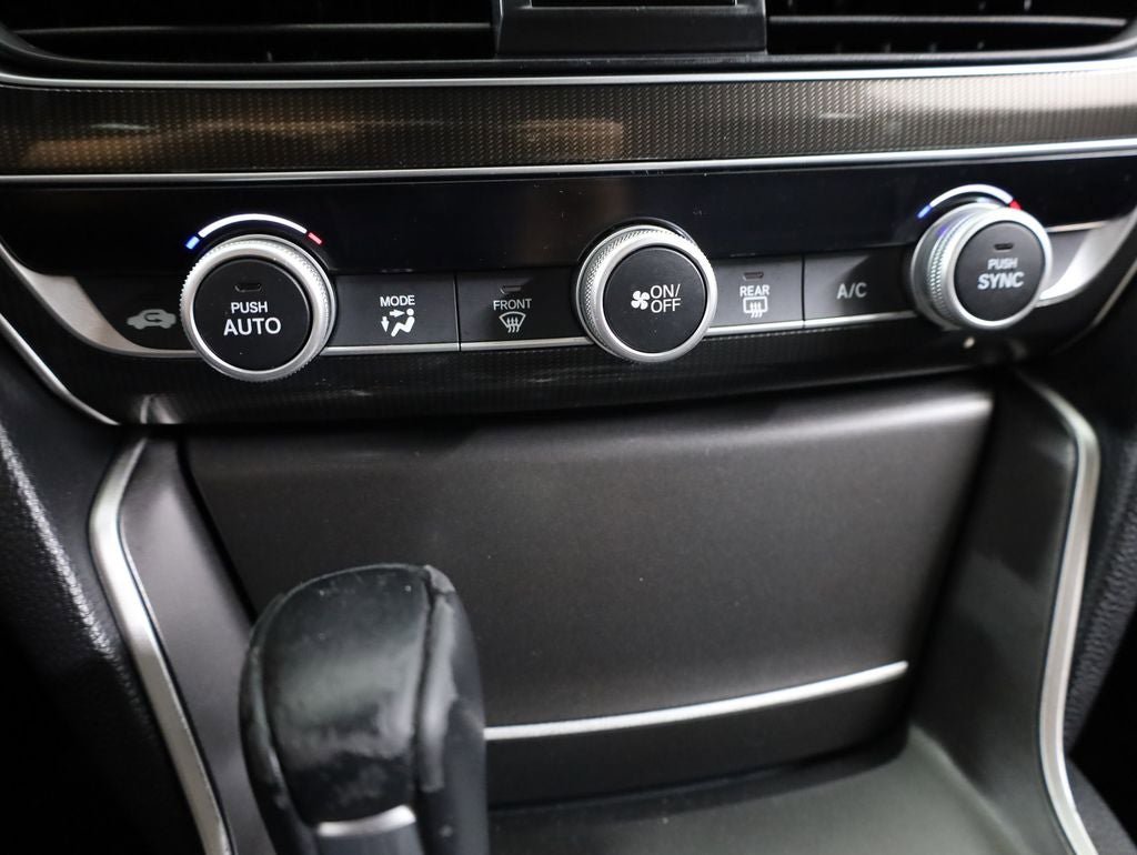 Used 2020 Honda Accord Sport image 14