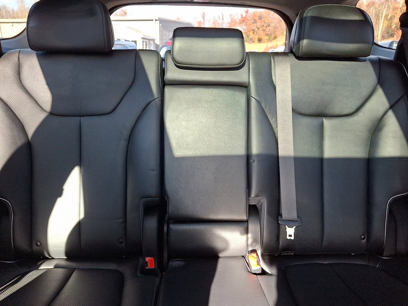 Used 2023 Hyundai Santa Fe Limited image 19