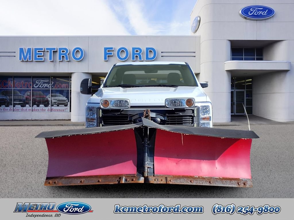 Certified 2023 Ford F250 XL w/ Snow Plow/Camper Package AWD/4WD image 8
