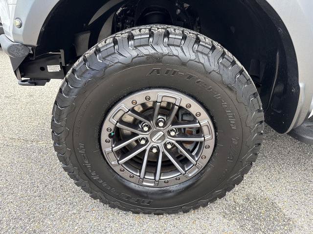 Certified 2019 Ford F150 Raptor w/ Equipment Group 802A Luxury AWD/4WD image 34
