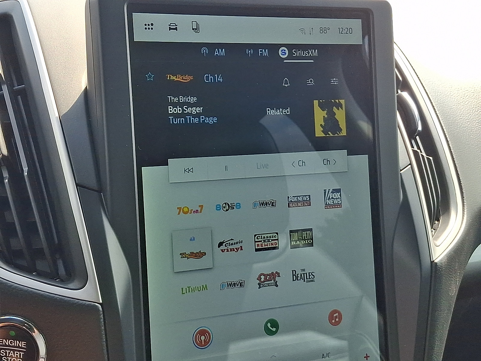Certified 2024 Ford Edge SEL AWD/4WD image 17