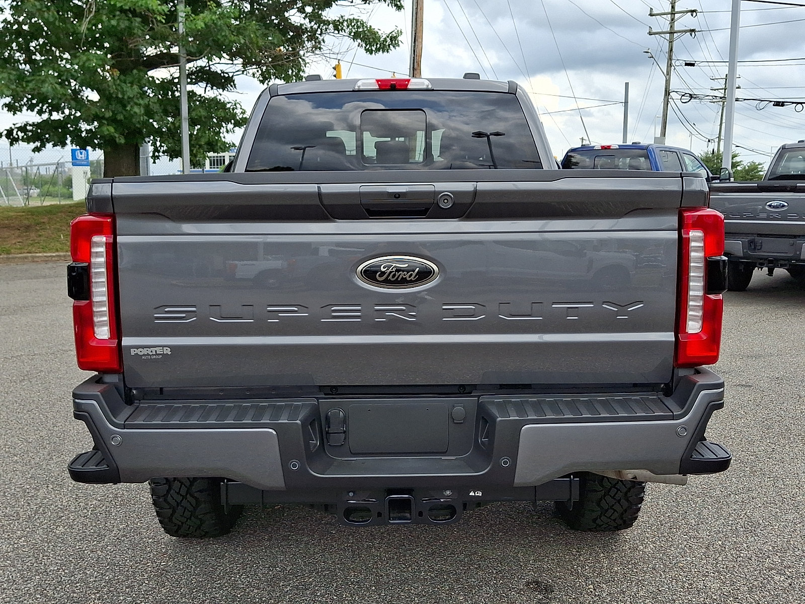Certified 2026 Ford F250 Lariat w/ Tremor Off-Road Package AWD/4WD image 9