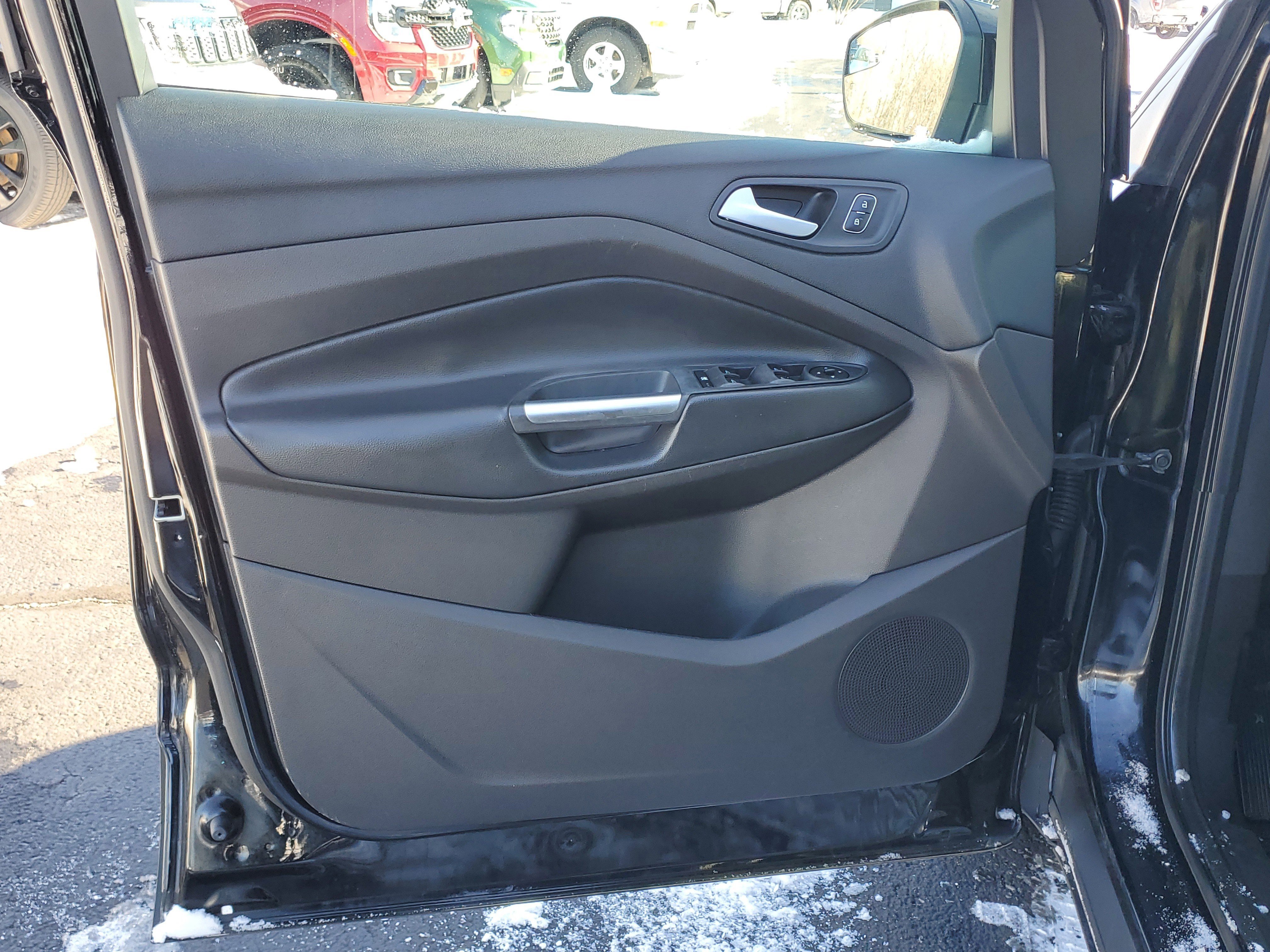 Certified 2018 Ford Escape SEL image 11