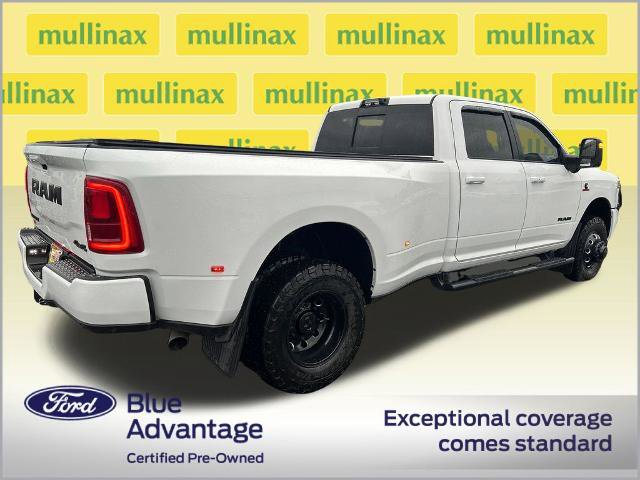 Used 2025 RAM 3500 Laramie AWD/4WD image 3