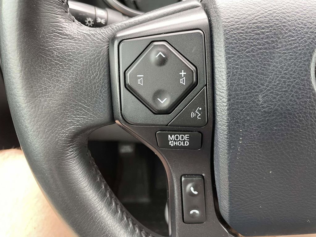 Used 2020 Toyota Sequoia SR5 w/ Premium Package image 27