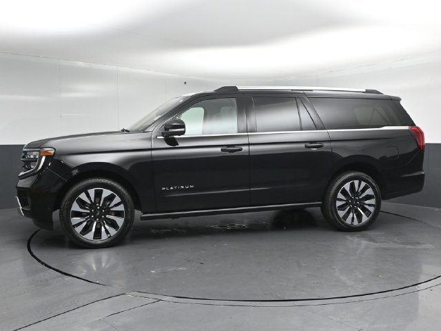 Certified 2025 Ford Expedition Max Platinum w/ Driver's Package AWD/4WD image 4